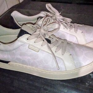 Coach White and Light Pink Signature Low Top Sneakers